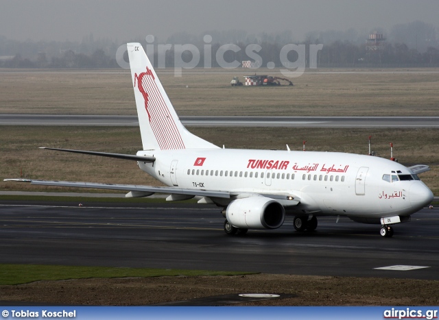 TS-IOK, Boeing 737-600, Tunis Air