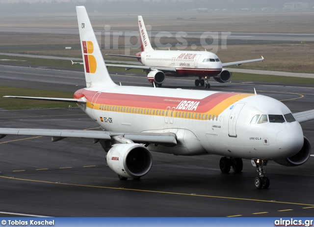 EC-IZR, Airbus A320-200, Iberia