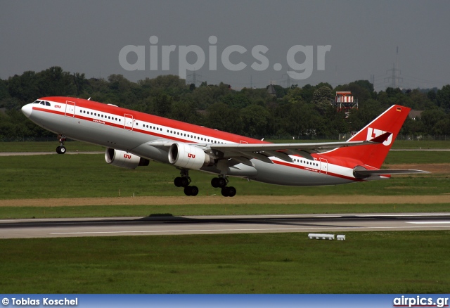 D-ALPF, Airbus A330-200, LTU International Airways