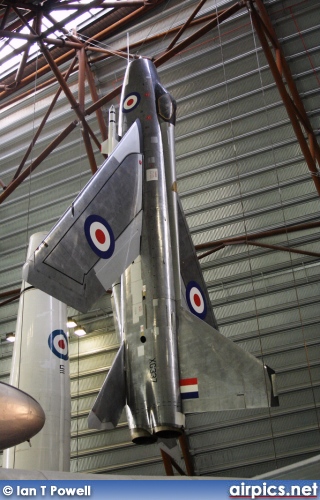 XG337, English Electric Lightning-F.1, Royal Air Force