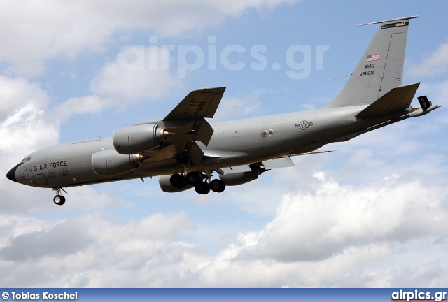 57-5865, Boeing KC-135-R Stratotanker, United States Air Force