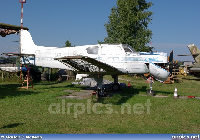 CCCP-38342, Yakovlev Yak-18-T, Aeroflot