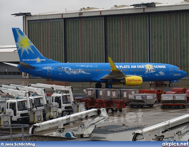 D-AHFZ, Boeing 737-800, TUIfly