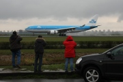 PH-AOB, Airbus A330-200, KLM Royal Dutch Airlines