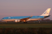 PH-AOK, Airbus A330-200, KLM Royal Dutch Airlines
