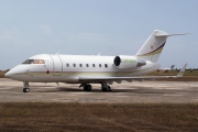 VP-BHH, Bombardier Challenger 600-CL-604, Private