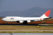 JA8079, Boeing 747-400, Japan Airlines