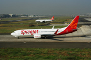 VT-SPR, Boeing 737-800, Spicejet