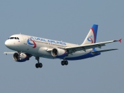 VQ-BCZ, Airbus A320-200, Ural Airlines