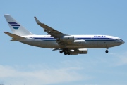 RA-96014, Ilyushin Il-96-300, KrasAir