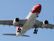 HB-IQZ, Airbus A330-200, Edelweiss Air