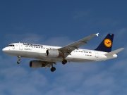 D-AIPL, Airbus A320-200, Lufthansa