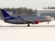 LN-TUM, Boeing 737-700, Scandinavian Airlines System (SAS)