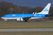 PH-BGL, Boeing 737-700, KLM Royal Dutch Airlines