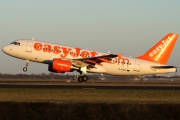 G-EZDT, Airbus A319-100, easyJet