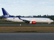 LN-RRE, Boeing 737-800, Scandinavian Airlines System (SAS)