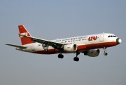 D-ALTB, Airbus A320-200, LTU International Airways
