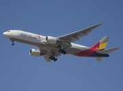 HL7756, Boeing 777-200ER, Asiana Airlines