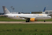 EC-KDX, Airbus A320-200, Vueling