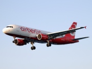 HB-IOZ, Airbus A320-200, Air Berlin