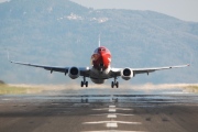 LN-DYJ, Boeing 737-800, Norwegian Air Shuttle