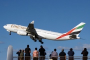 A6-EAR, Airbus A330-200, Emirates