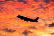 EC-IZH, Airbus A320-200, Iberia