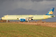 D-AZAH, Airbus A321-200, Vietnam Airlines