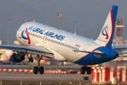 VQ-BAG, Airbus A320-200, Ural Airlines