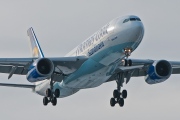 OY-VKF, Airbus A330-200, Thomas Cook Airlines Scandinavia