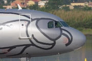 OE-LEE, Airbus A320-200, Niki