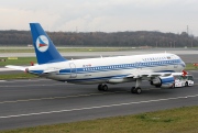 HB-IOT, Airbus A320-200, Azerbaijan Airlines