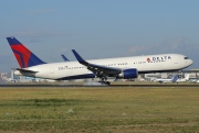 N1613B, Boeing 767-300ER, Delta Air Lines