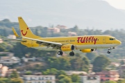 D-AHFW, Boeing 737-800, TUIfly