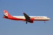 D-ALSA, Airbus A321-200, Air Berlin