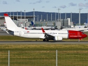 LN-NGD, Boeing 737-800, Norwegian Air Shuttle