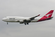 VH-OJT, Boeing 747-400, Qantas