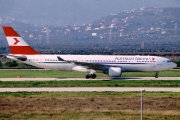 OE-LAM, Airbus A330-200, Austrian