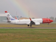 LN-DYQ, Boeing 737-800, Norwegian Air Shuttle