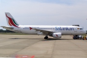 4R-ABO, Airbus A320-200, SriLankan