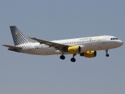 EC-LSA, Airbus A320-200, Vueling