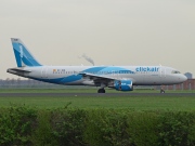 EC-KMI, Airbus A320-200, Clickair