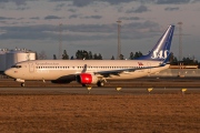 LN-RRE, Boeing 737-800, Scandinavian Airlines System (SAS)