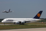 D-AIMI, Airbus A380-800, Lufthansa