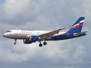 VP-BDO, Airbus A319-100, Aeroflot