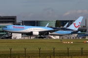 G-OBYH, Boeing 767-300ER, Thomson Airways