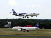 P4-EAS, Boeing 757-200, Air Astana