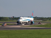 G-OOPE, Airbus A321-200, First Choice Airways