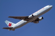 C-GHPD, Boeing 767-300ER, Air Canada