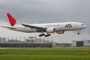 JA710J, Boeing 777-200ER, Japan Airlines